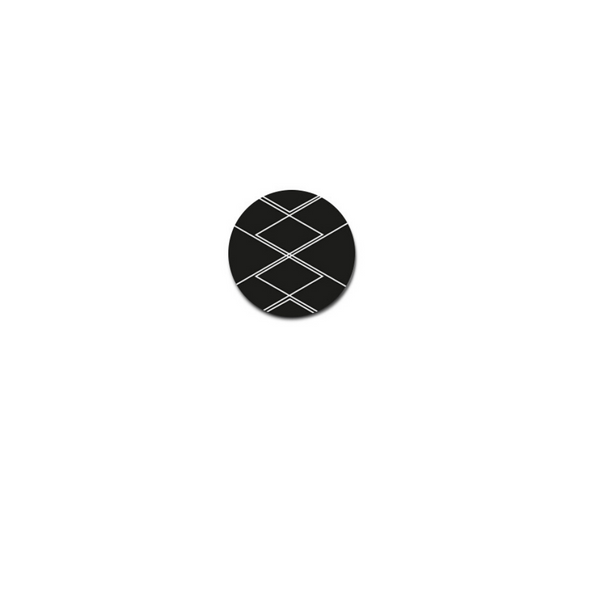 Scar & CO - essie links feature a black diamond pattern outlined in white